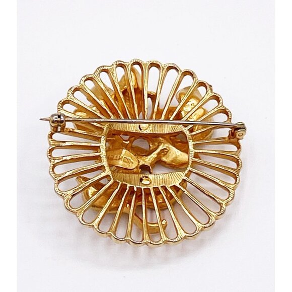 Vintage Kramer Floral Brooch Gold Tone Fan Back Faux Pearls Rhinestones Signed - Picture 6 of 6